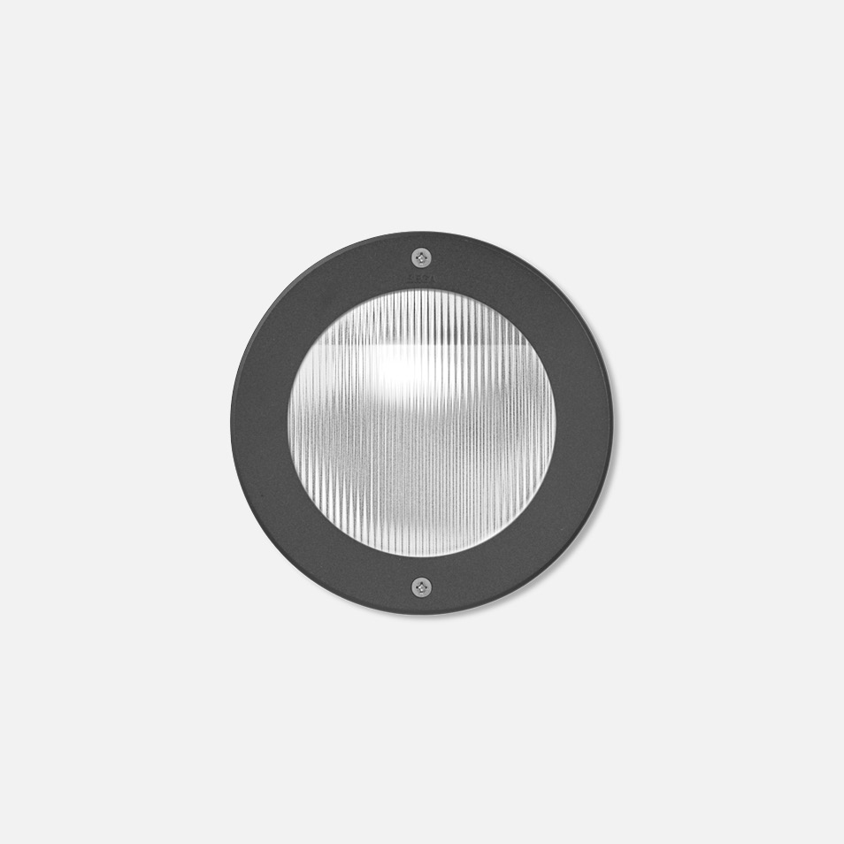 Recessed wall luminaire