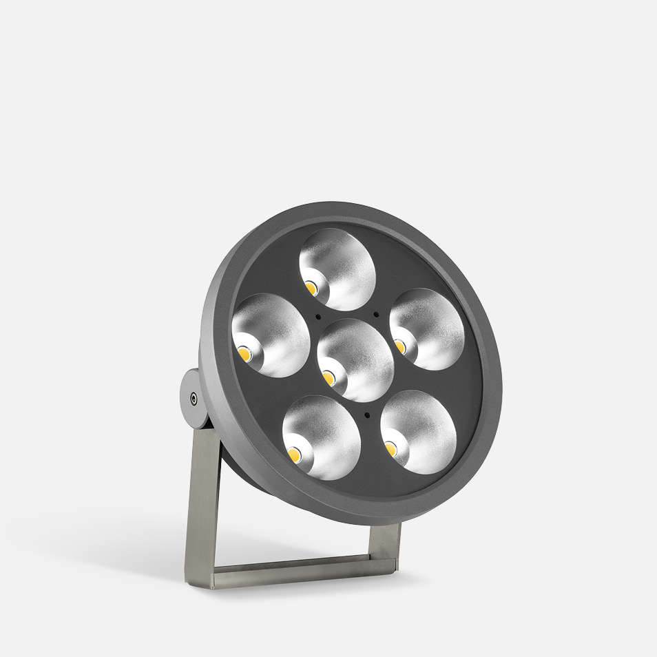 High-performance floodlight